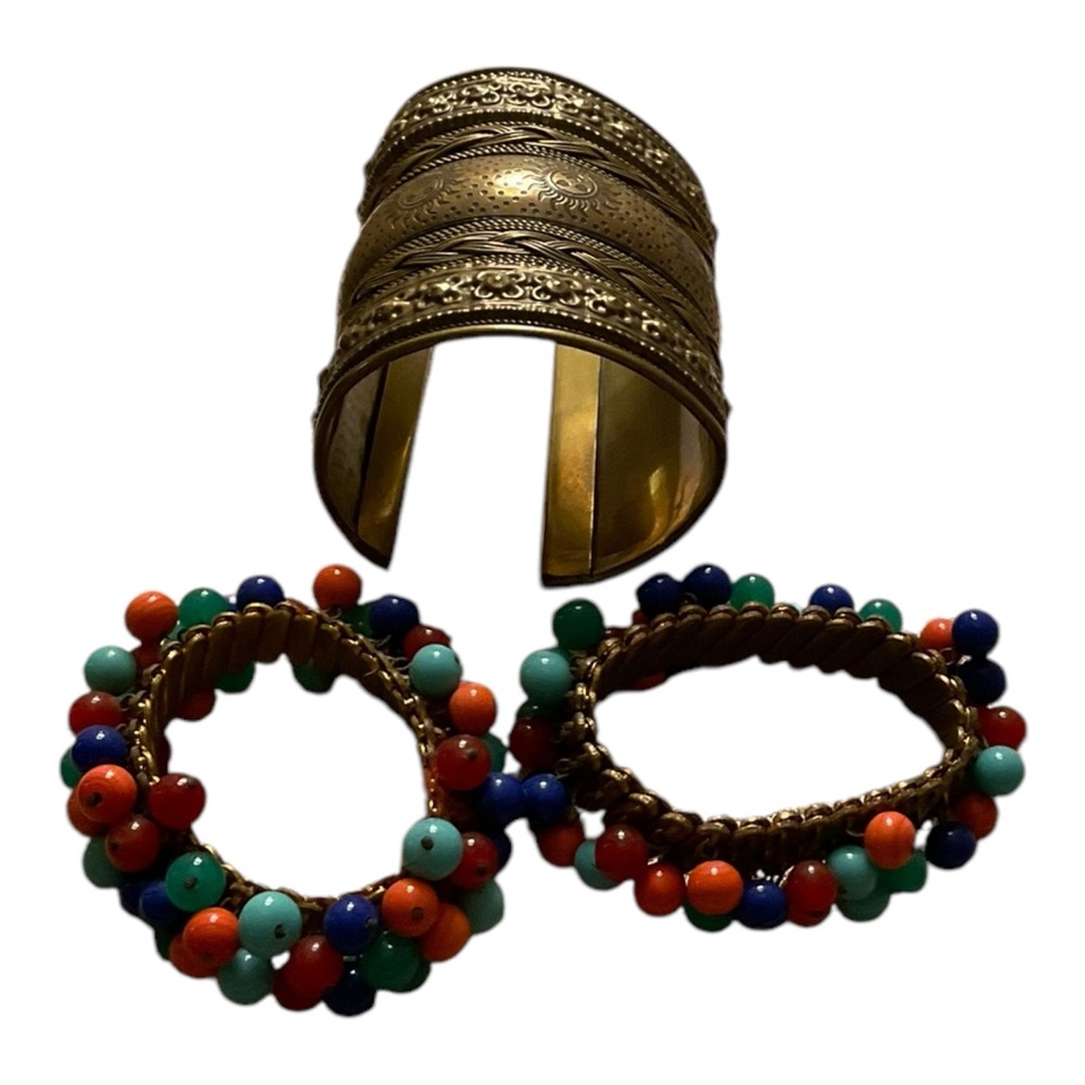 Women’s Vintage Bracelet, Bangle & Cuff Lot Of 3 Varieties Gold Multicolor